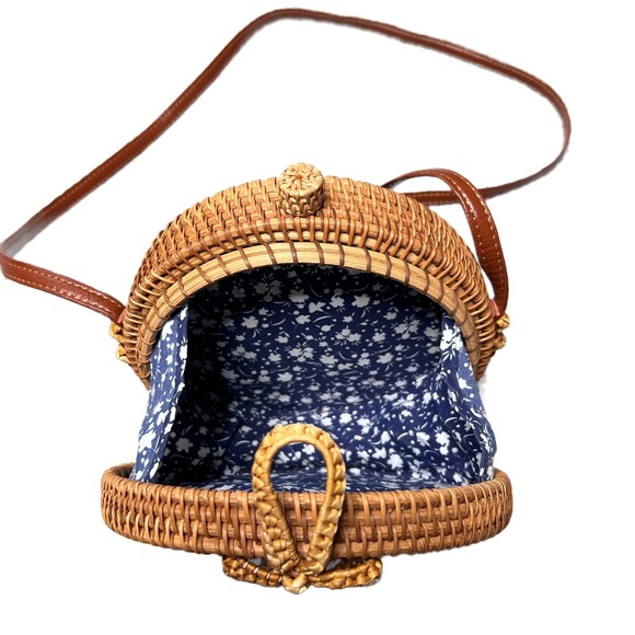 Womens Round Woven Straw Rattan Crossbody Bag Tan Leather Strap Floral Lined - Picture 5 of 16